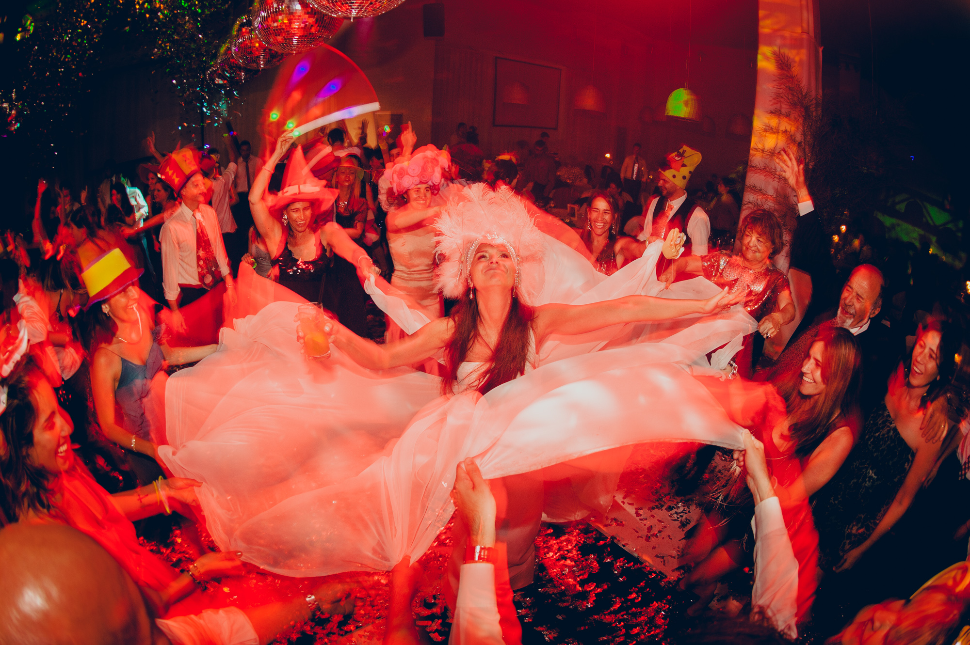 Gustavo Campos, argentine wedding photographer, La Boca, Caminito, destination wedding photographer, fotografo casamiento Buenos aires, fotografo boda buenos aires, Fotografo Boda Uruguay, Fotografo Boda Chile, Argentine e session, argentine pre wedding