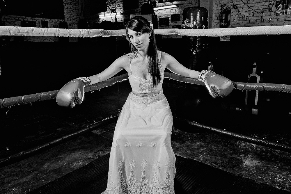 Gustavo Campos, fotografo de bodas, trash the dress, sesion de novios, sesión post boda, Gus Campos, boxing session, boxing bride, fotografo de casamiento en capital, fotografo buenos aires, alvarez boxing club, fotos de bodas diferentes